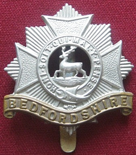 Beds Regt badge Beds Regt badge