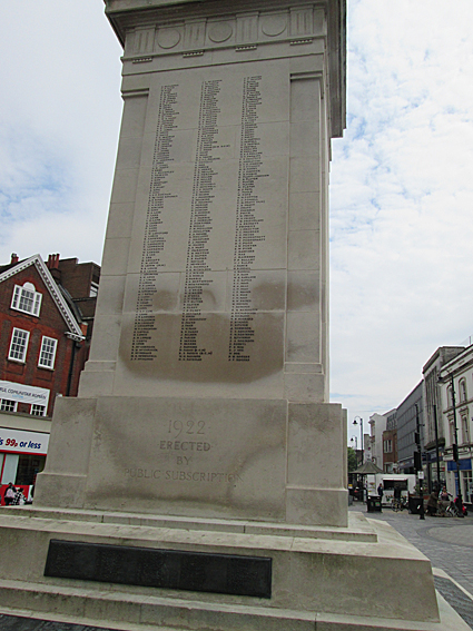 Luton War Memorial Luton War Memorial