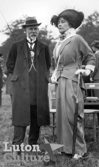 Lady Wernher and Mayor Primett