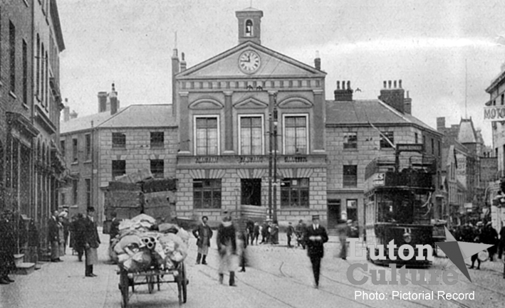Luton Town Hall c1914