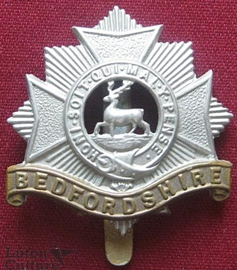 Beds Regt badge Beds Regt badge