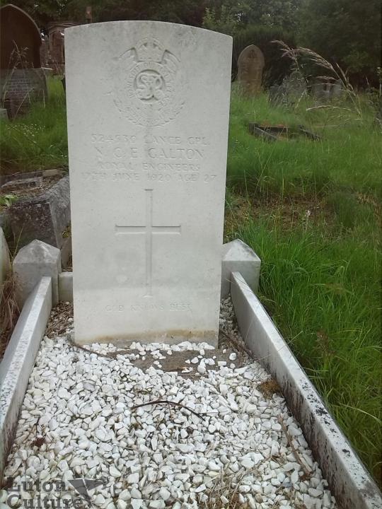 Nelson's Headstone Nelson's Headstone