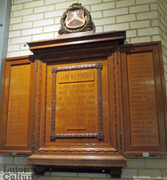 Luton Modern School War Memorial
