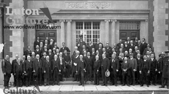 Waller Street Baths opening 1913